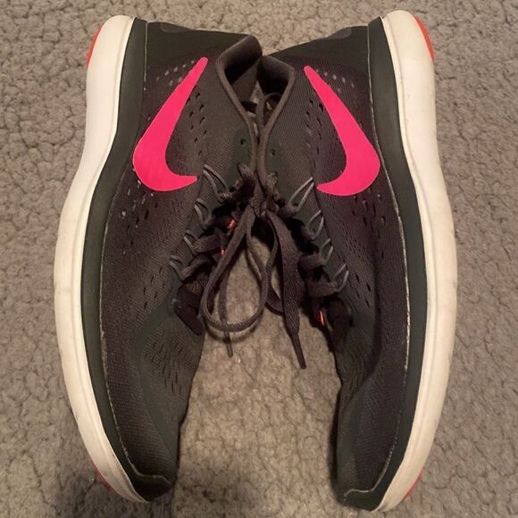 Nike Fitsole Flex Running Shoe Size 7 Black & Pink - Picture 1 of 11